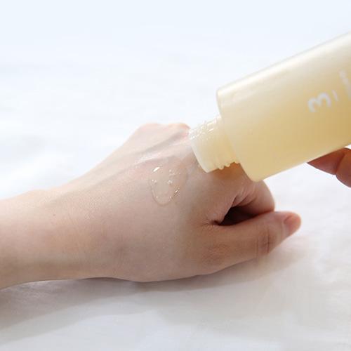 Numbuzin - No. 3 Super Glowing Essence Toner 200mL